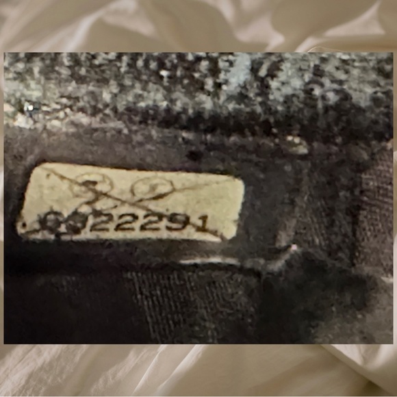 SOLD ‼️CHANEL CAVIAR TIMELESS CC COMPACT WALLET FULL INCLUSION - Picture 8 of 13